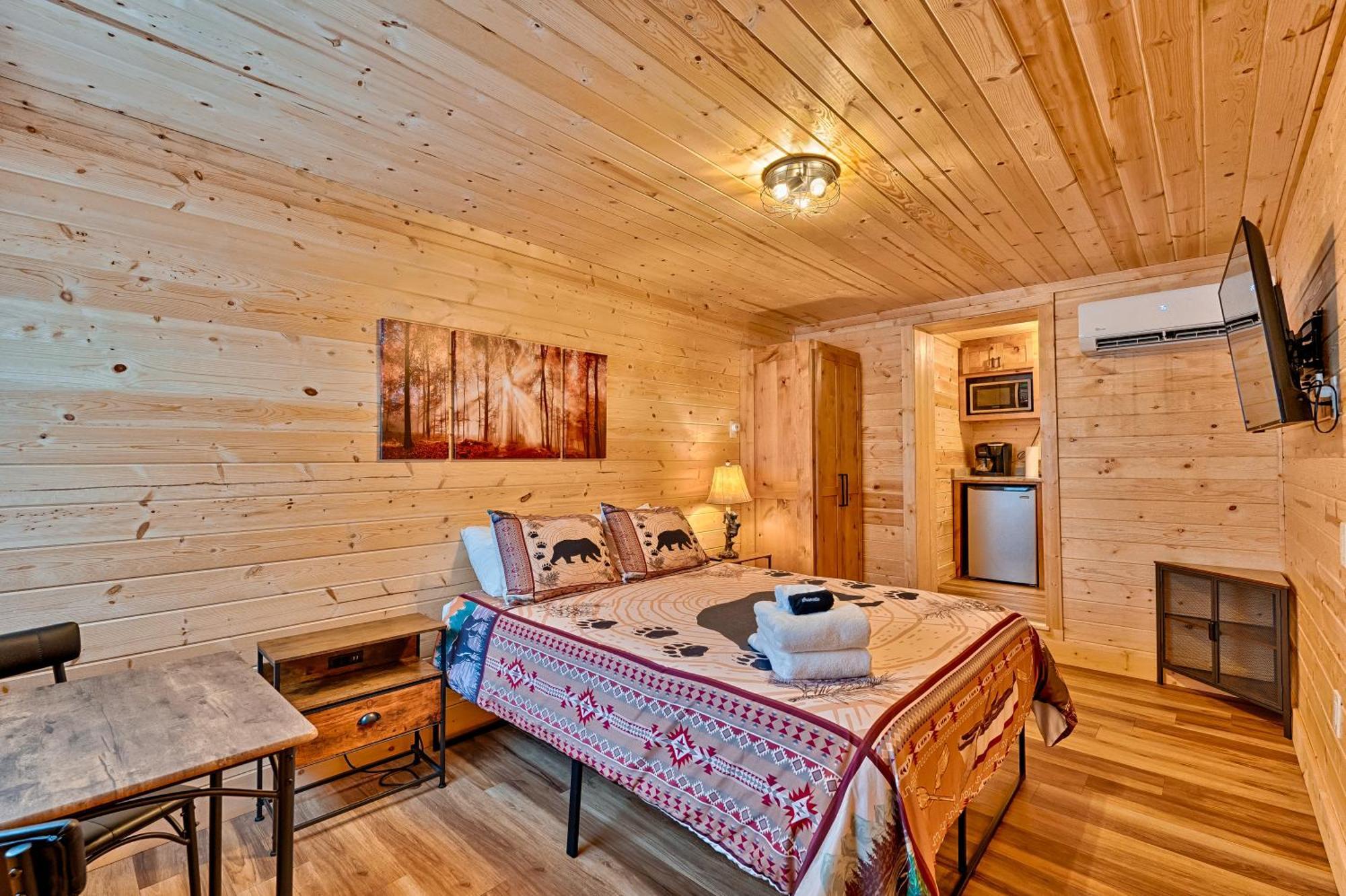 Retreat On The Hiawassee